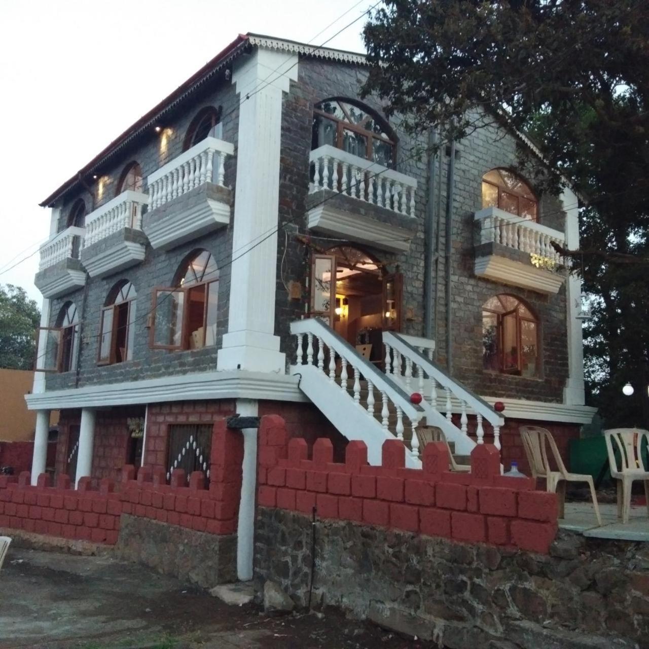 Magadh Resort ,In Fort Panhala Hotel Panhāla Exterior photo